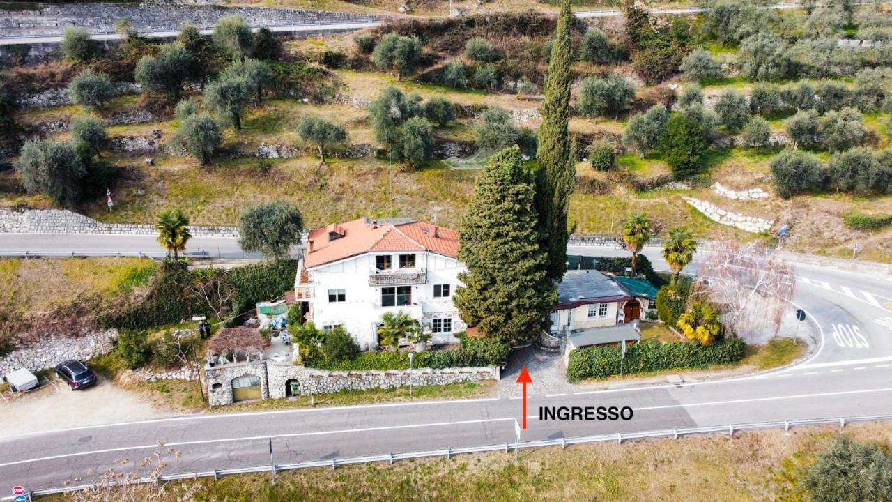 Dal Carletto Luxury Apartment リーヴァ・デル・ガルダ エクステリア 写真